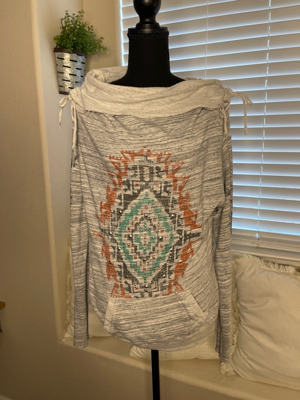 Miss Me Boho Western Cowl Neck Sweater Top Rhinestone Studded Tribal 2000’s
